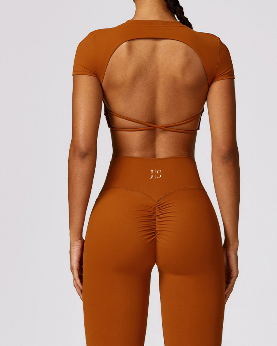 June Spring Seamless Cropped Sport Shirt with Open Back Cognac 